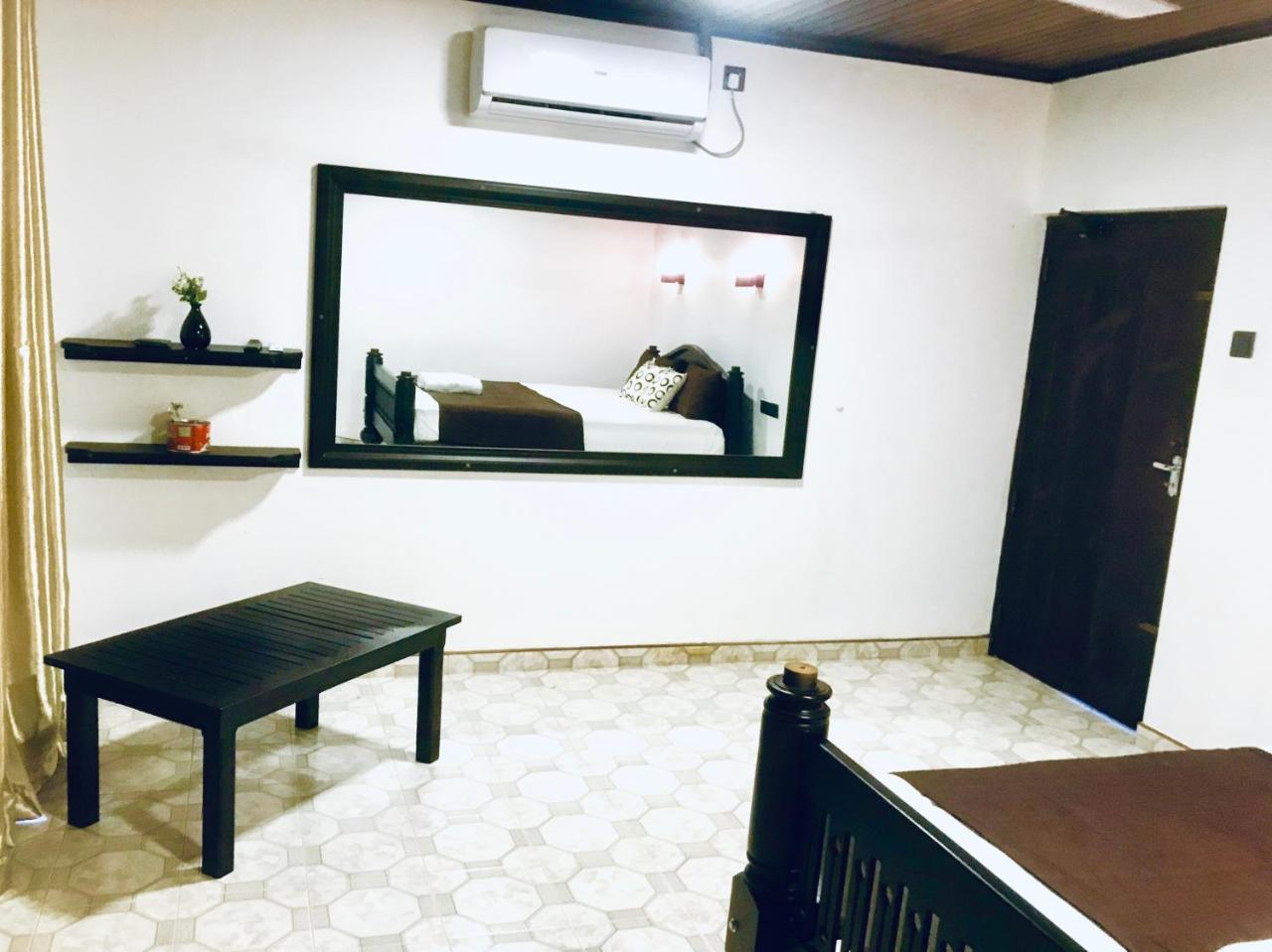 بيت شباب Tamarind Moon ديكويلاّ تين المظهر الخارجي الصورة